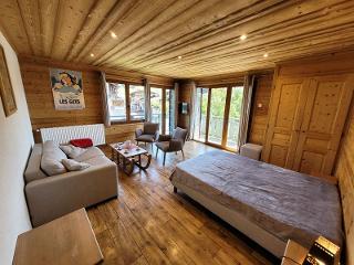 Appartement cosy, 3 balcons, plein centre, proche pistes - idéal 5-6 pers.<br/> FR-1-598-101 - Les Gets