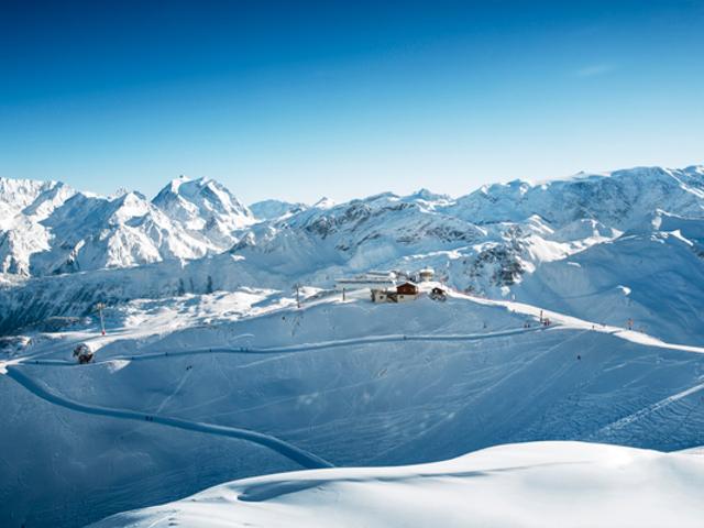 Charmant appartement avec terrasse bien exposée - Courchevel 1550