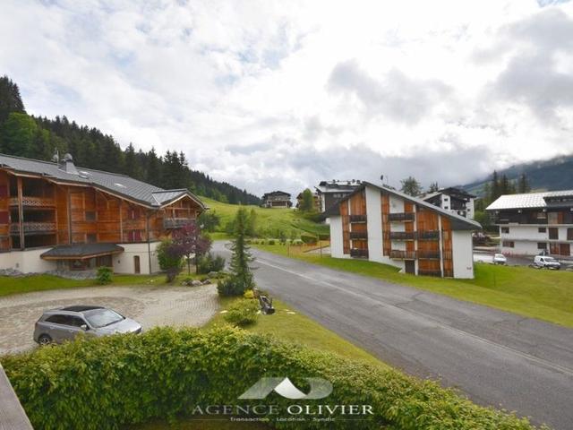 Spacieux T4 proche des pistes avec terrasse et parking - 6-8 pers. FR-1-685-22 - Les Gets