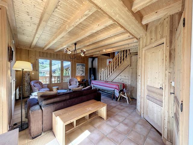 Chalet en Duplex avec Wifi, Proche des Remontées Mécaniques et du Centre de Combloux FR-1-560-105 - Combloux