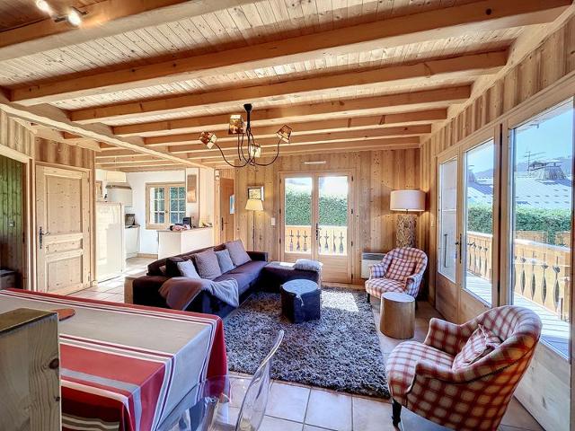 Chalet en Duplex avec Wifi, Proche des Remontées Mécaniques et du Centre de Combloux FR-1-560-105 - Combloux