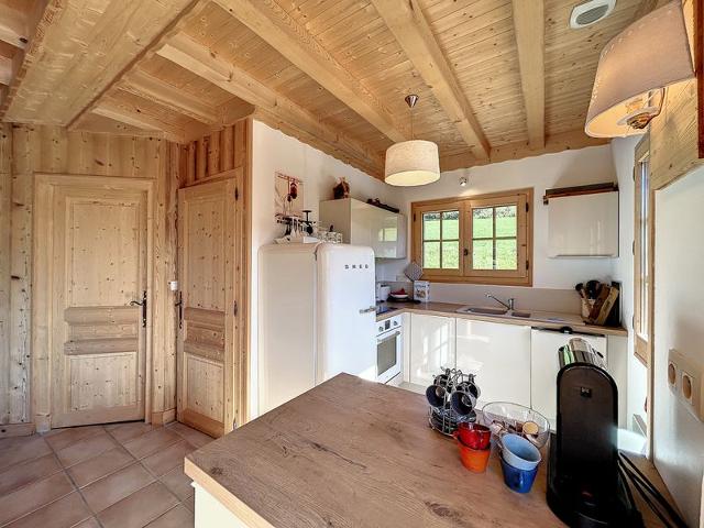 Chalet en Duplex avec Wifi, Proche des Remontées Mécaniques et du Centre de Combloux FR-1-560-105 - Combloux