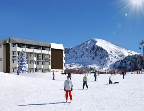 Le New Chastillon ST4 - Isola 2000