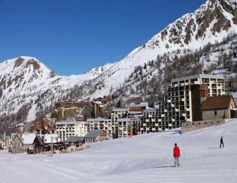 Le New Chastillon 2P6 - Isola 2000