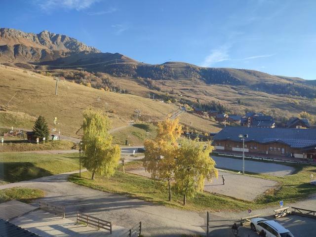 LE CHEVAL NOIR - Saint François Longchamp