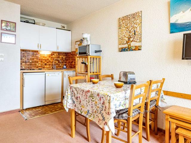 Studio cosy, 4 pers., 22m² avec balcon exposé sud, pied des pistes, proche commerces à 1650m d'altitude FR-1-807-43 - Saint François Longchamp