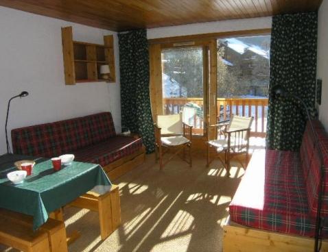 LES BRIMBELLES/15 - Méribel Centre 1600 