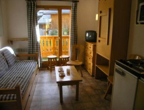 LES SAPINEAUX/303 - Méribel Centre 1600 