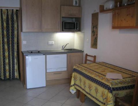 LES DRYADES/104 - Méribel Centre 1600 