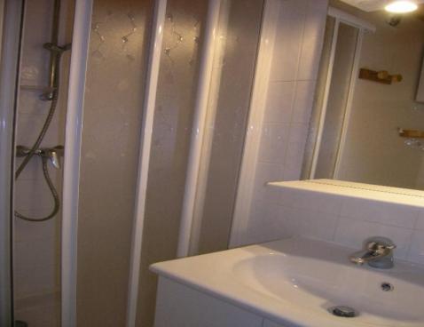 LES DRYADES/104 - Méribel Centre 1600 