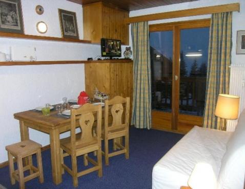 LES MERISIERS/118 - Méribel Centre 1600 