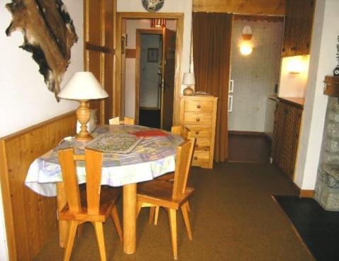 LA FORET/19 - Méribel Centre 1600 