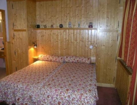 LA FORET/30 - Méribel Centre 1600 