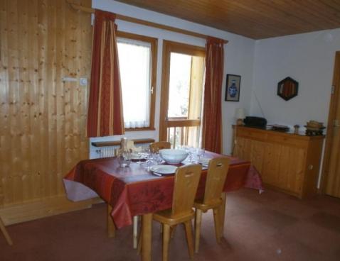 LA FORET/30 - Méribel Centre 1600 