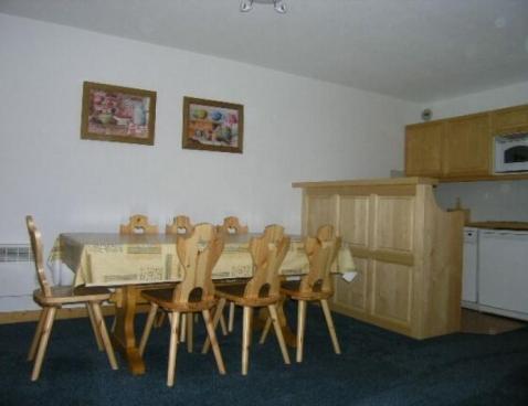 LE TELEMARK/5 - Méribel Centre 1600 