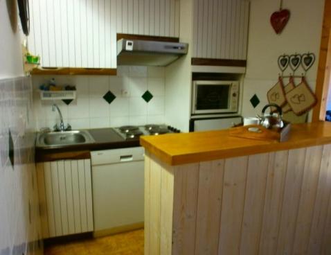 LA CROIX DE VERDON/104 - Méribel Centre 1600 