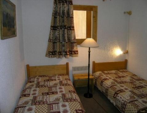 LES CHANDONNELLES II/129 - Méribel Centre 1600 