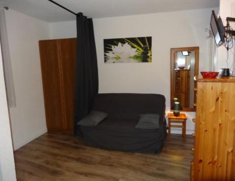 GENEPI/5 - Les Menuires Reberty 1850