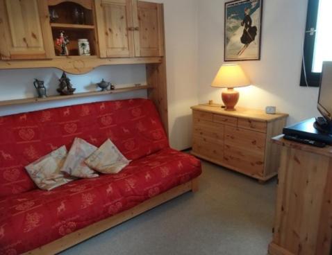 MELEZES/51 - Les Menuires Reberty 1850