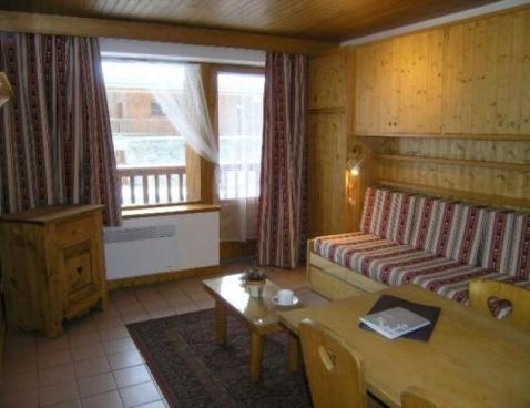 LES SILENES/1 - Méribel Centre 1600 