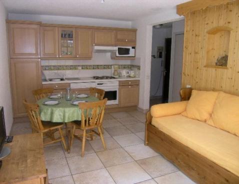 LE PETARU/101 - Méribel Centre 1600 