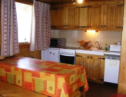 LES TROIS MARCHES/602 - Méribel Centre 1600 