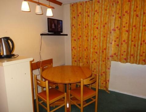 MEDIAN/410 - Les Menuires Reberty 1850