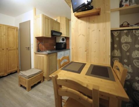 MELEZES/1 - Les Menuires Reberty 1850