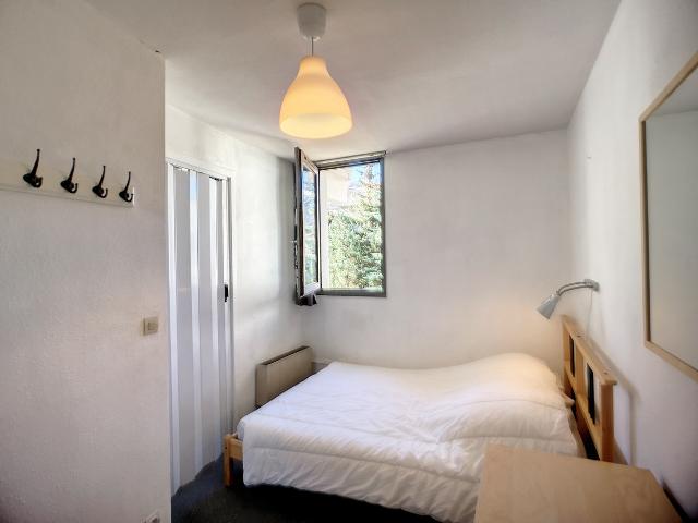 MELEZES/61 - Les Menuires Reberty 1850