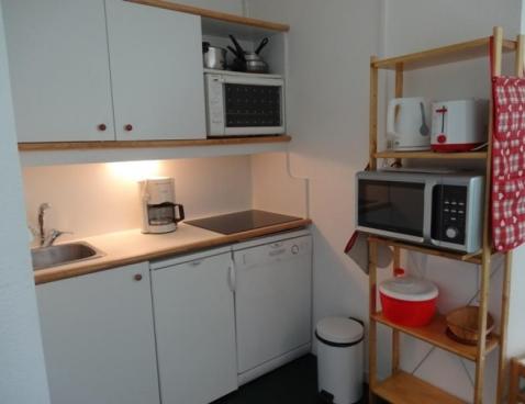 NECOU/524 - Les Menuires Reberty 2000