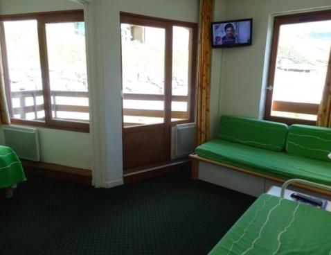 NECOU/524 - Les Menuires Reberty 2000