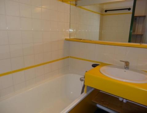 NECOU/524 - Les Menuires Reberty 2000