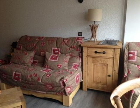 BIELLAZ/54 - Les Menuires Reberty 1850