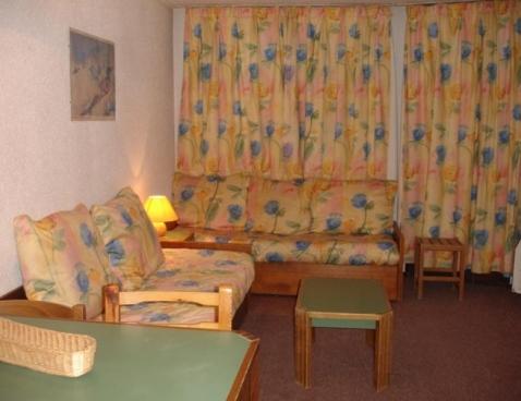 BOEDETTE D/324 - Les Menuires Reberty 1850