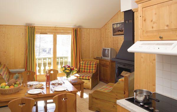 Isola 2000 FCA136 - Isola 2000