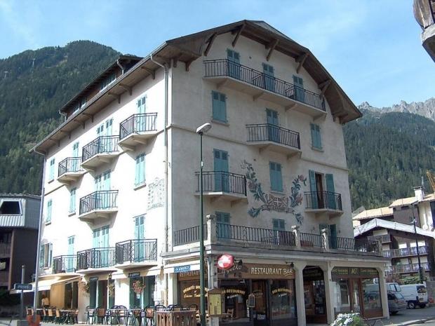Le Savoisien - Chamonix Centre