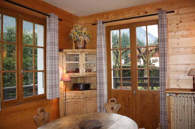 BRUNETTE 53270 - Megève