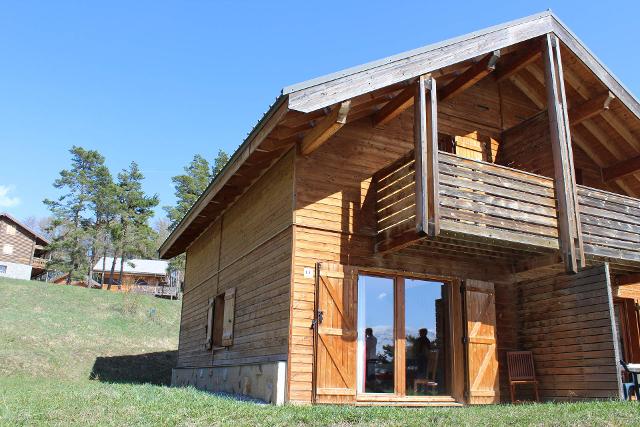 LA CRETE DU BERGER CHALETS - La Joue du Loup