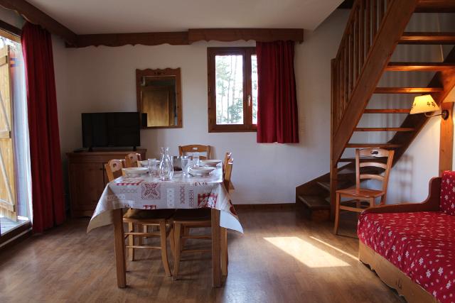 LA CRETE DU BERGER CHALETS - La Joue du Loup