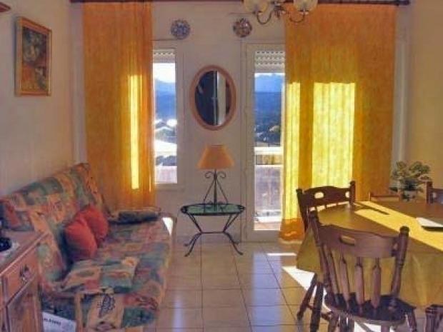 PLEIN SOLEIL - Les Angles