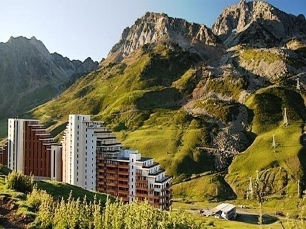 MONGIE 1800 - La Mongie