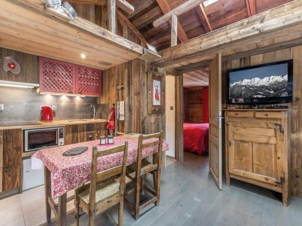 AMBIANCE CHALET - La Clusaz