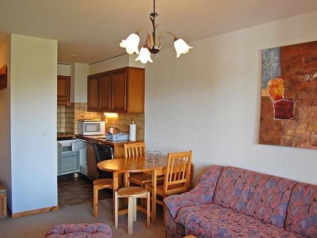 Ambassador 2/12 - Nendaz