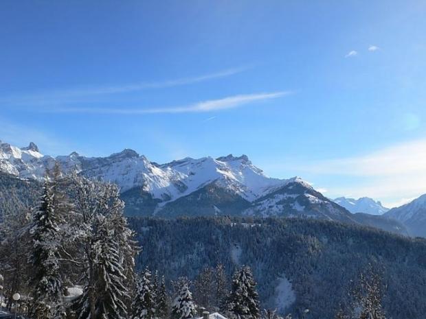 Regina C 3&4 - Gryon