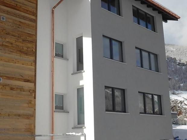 Amici - Saas - Grund