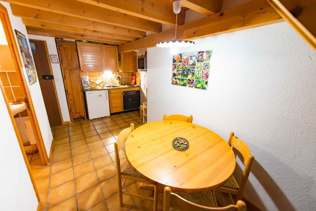 Hostellerie 58227 - Vars