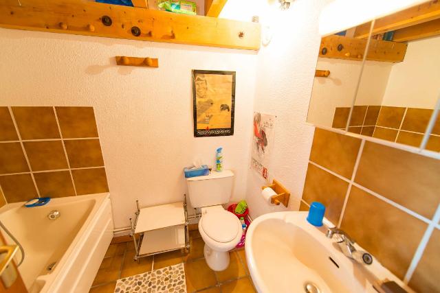 Hostellerie 58227 - Vars