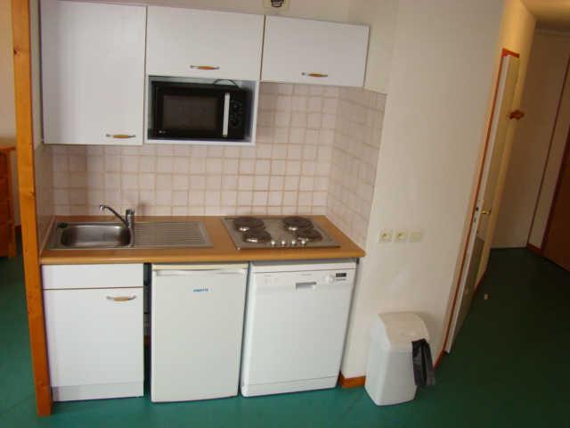 LA DAME BLANCHE 45957 - Saint François Longchamp