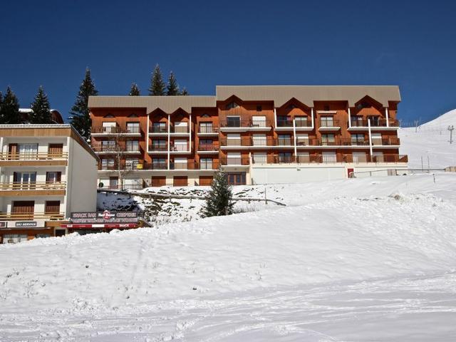 Grand T3 au pied des pistes, 2 chambres, bien équipé avec lave-linge, Chamrousse 1650 FR-1-340-115 - Chamrousse