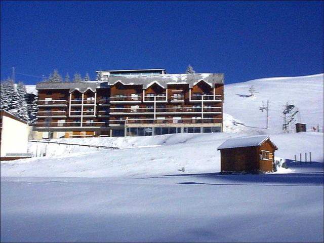 Grand T3 au pied des pistes, 2 chambres, bien équipé avec lave-linge, Chamrousse 1650 FR-1-340-115 - Chamrousse